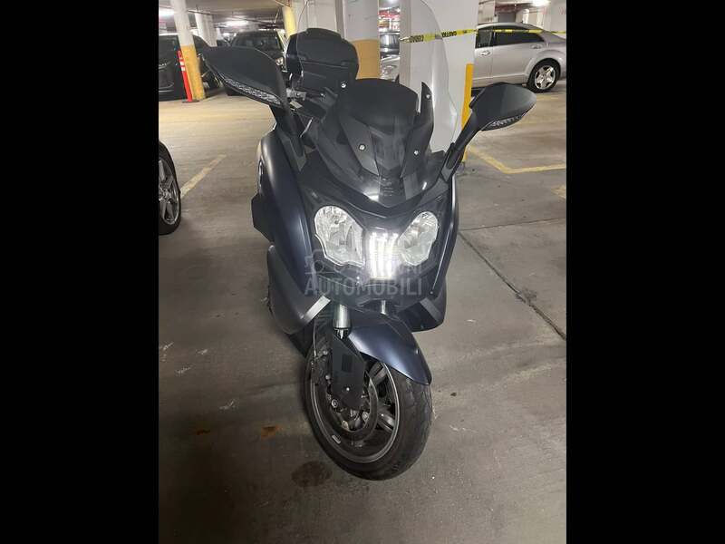 BMW c650GT