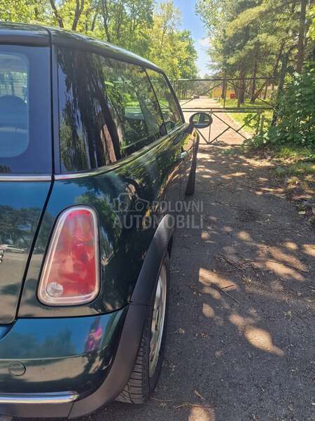 MINI One 