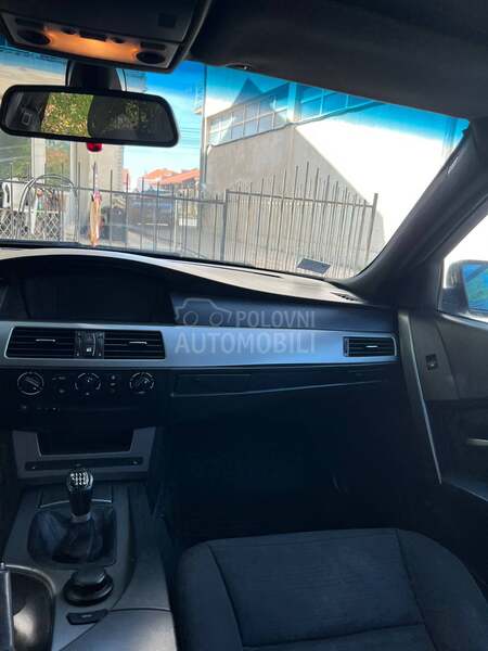 BMW 520 E61