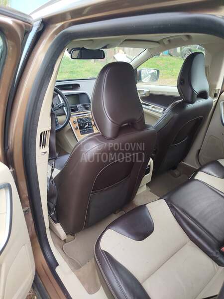 Volvo XC60 2.4d AWD