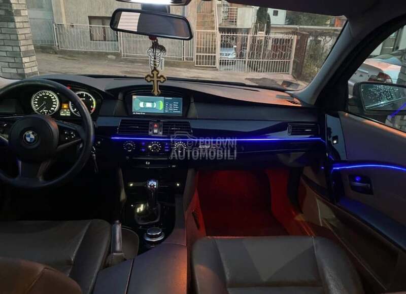 BMW 520 