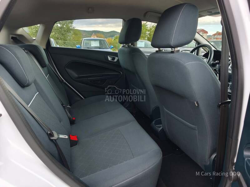 Ford Fiesta 1.4 16 v TREND CH