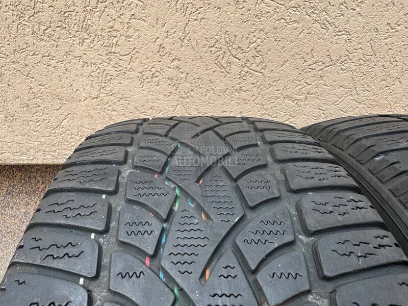 Dunlop 225/50 R18 Zimska