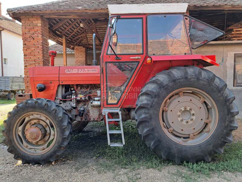 IMT 577 DV