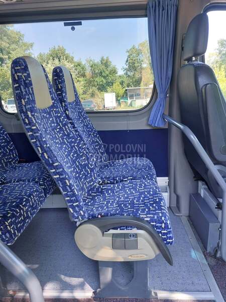 Mercedes Benz sprinter