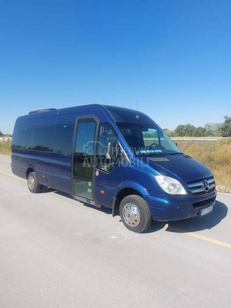 Mercedes Benz sprinter