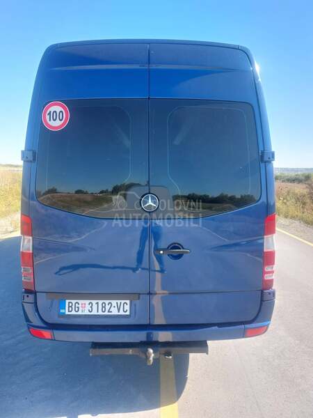 Mercedes Benz sprinter