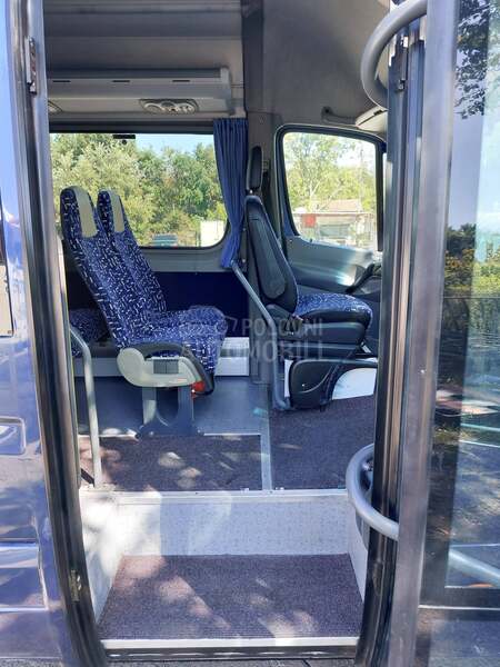 Mercedes Benz sprinter