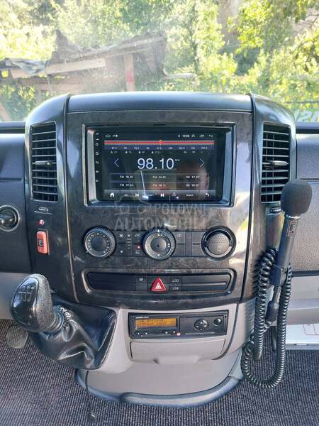 Mercedes Benz sprinter