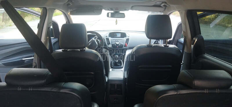 Ford Grand C-Max titanijum