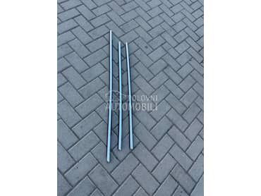 Lajsne ispod prozora vrata za Audi Q5 od 2017. do 2024. god.