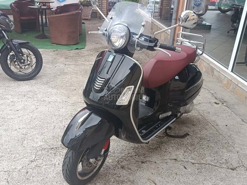 Vespa GTS 300 Super