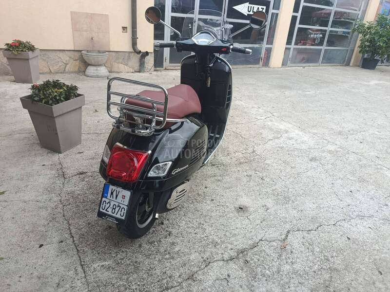 Vespa GTS 300 Super