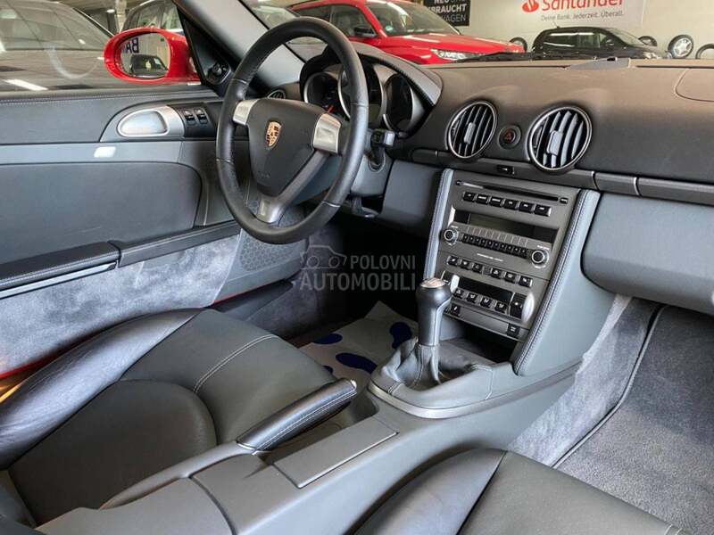 Porsche Cayman 2.7