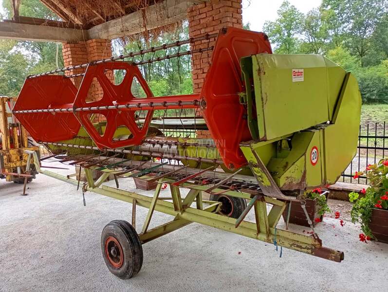 Claas dominator 78s