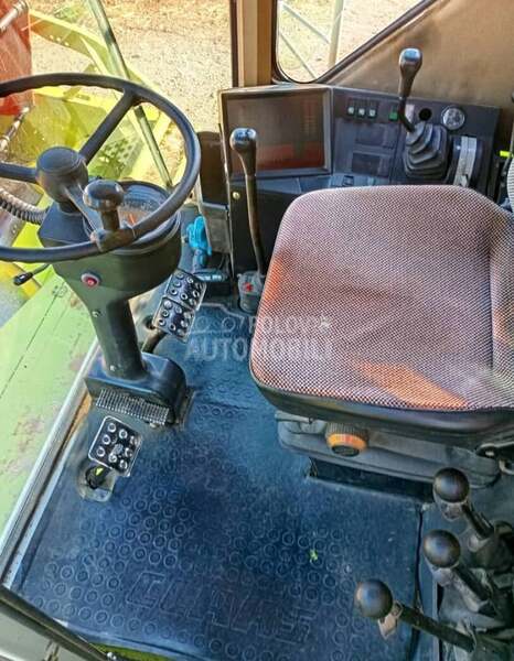 Claas dominator 78s