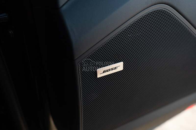 Porsche Cayenne Platinum/VAZDUH/MILD