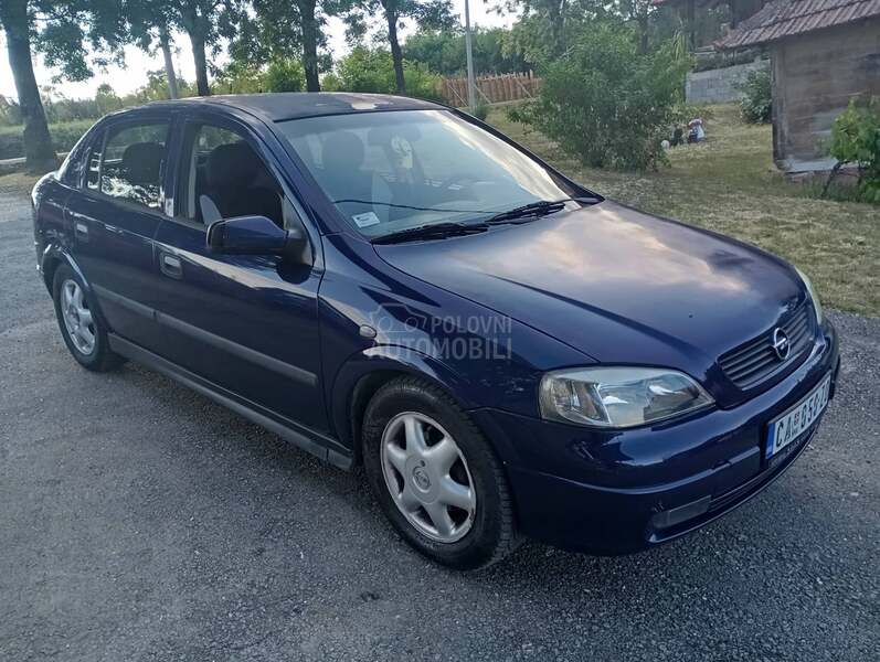 Opel Astra G 1.4b