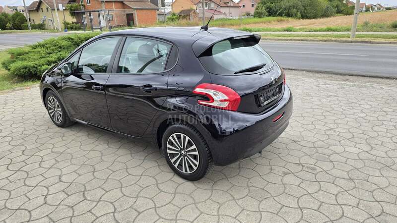 Peugeot 208 1.6 eHDI