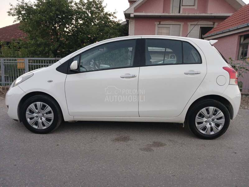Toyota Yaris SPORT / ŠVAJCARSKA