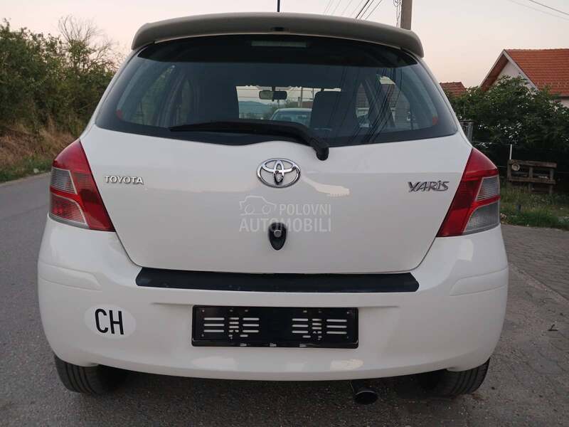 Toyota Yaris SPORT / ŠVAJCARSKA
