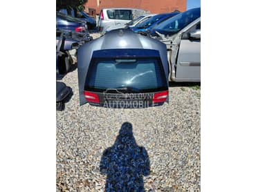 Gepek vrata za Volvo V40 od 1998. do 2004. god.