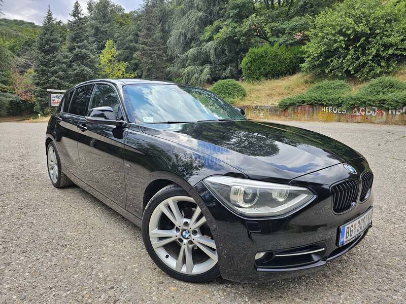 BMW 116 SPORT/ NAVY/ XENON