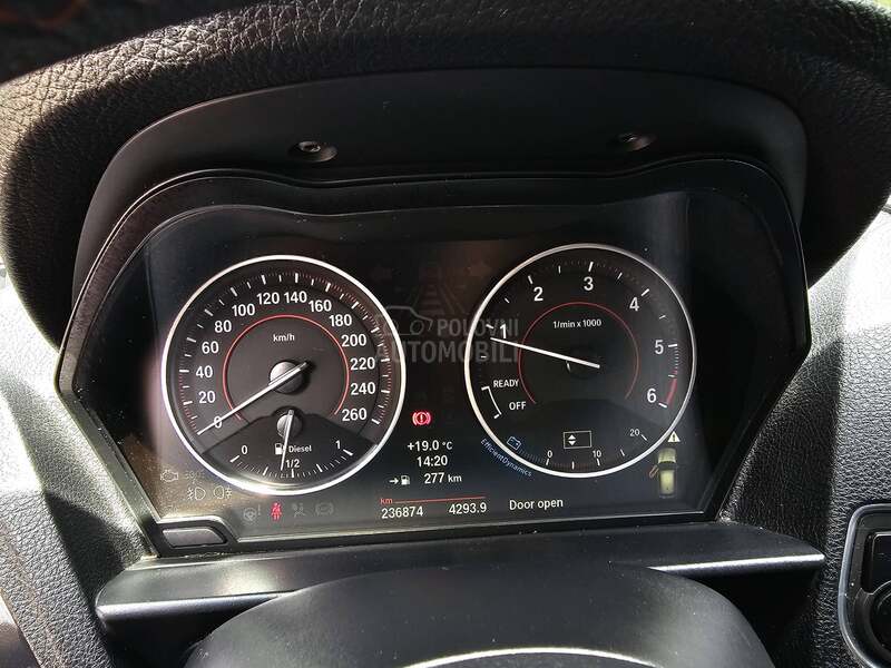 BMW 116 SPORT/ NAVY/ XENON