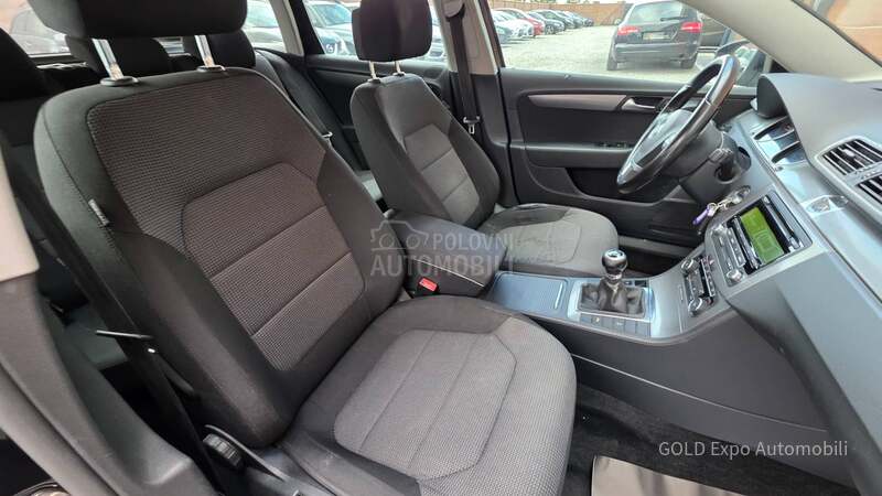 Volkswagen Passat B7 2.0 TDi BLUEMOTION