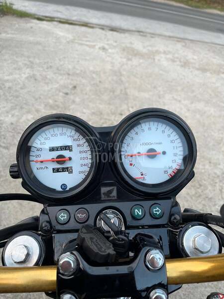 Honda hornet