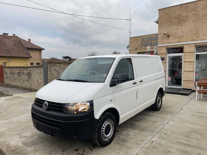 Volkswagen Transporter T5 2.0  TDI