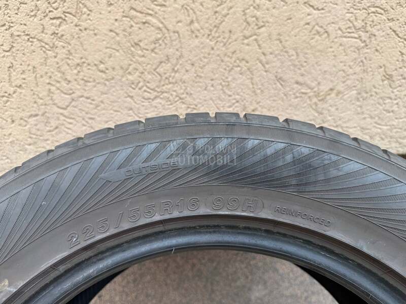 Yokohama 225/55 R16 Zimska