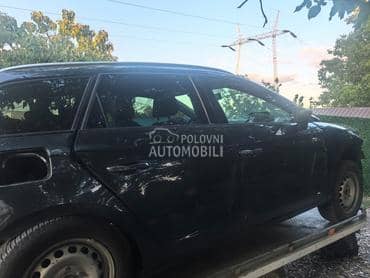 Seat Leon -  kompletan auto u delovima