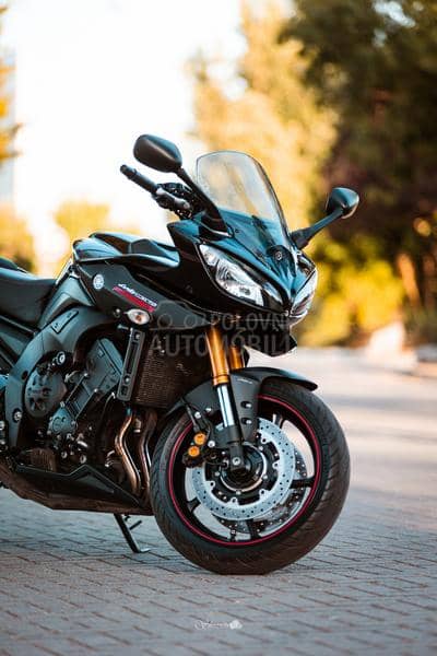 Yamaha fz8