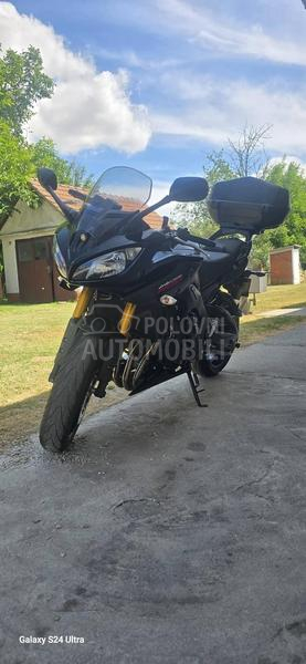 Yamaha fz8
