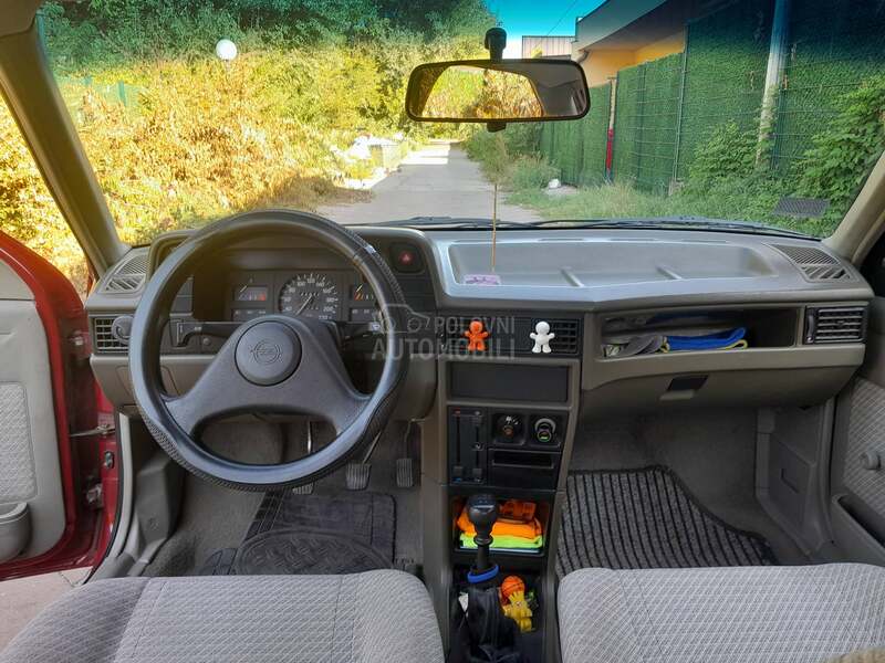 Opel Kadett 1.4 s