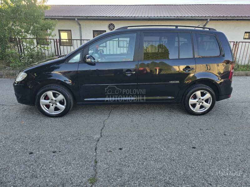Volkswagen Touran 1.9TDI DSG 7SEDISTA
