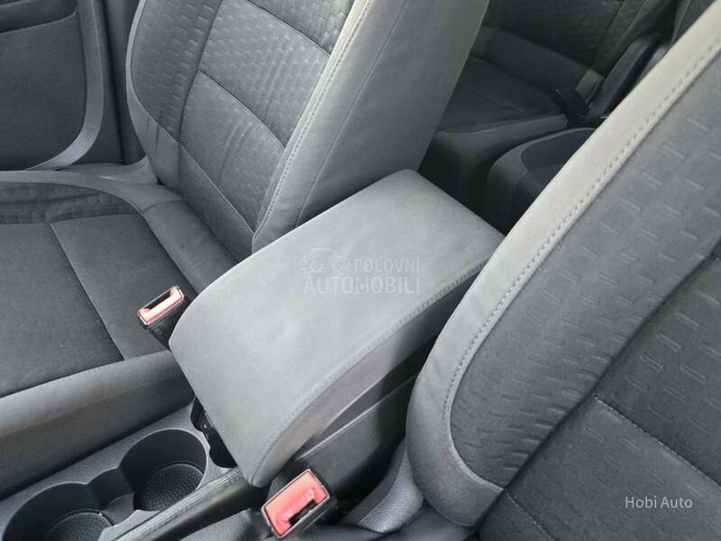 Volkswagen Touran 1.9TDI DSG 7SEDISTA