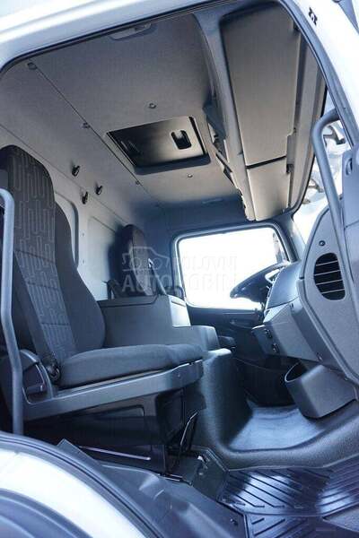 Mercedes Benz ATEGO 1221