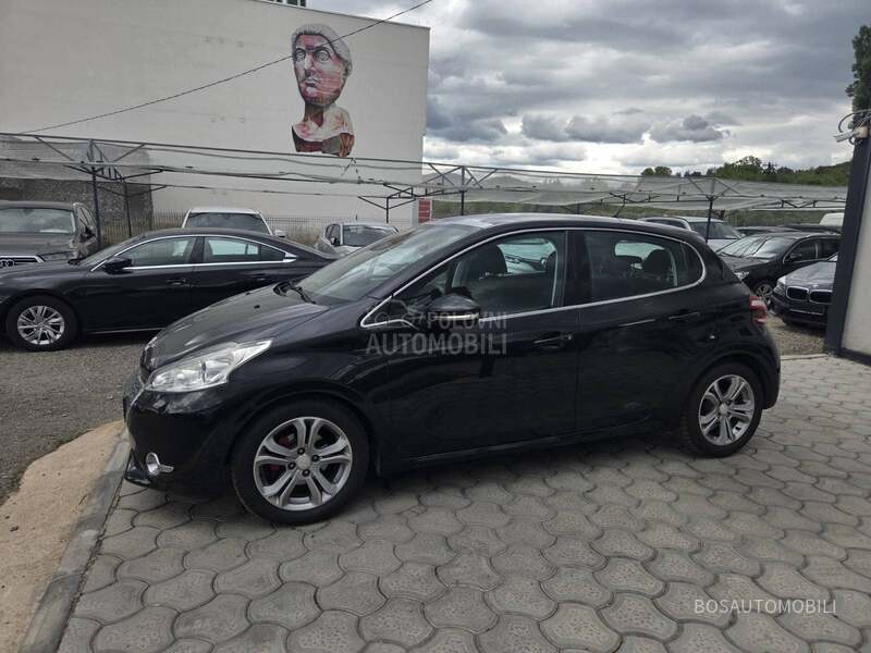 Peugeot 208 1.6 i