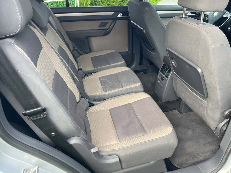 Volkswagen Touran 1,9 TDI CROSS