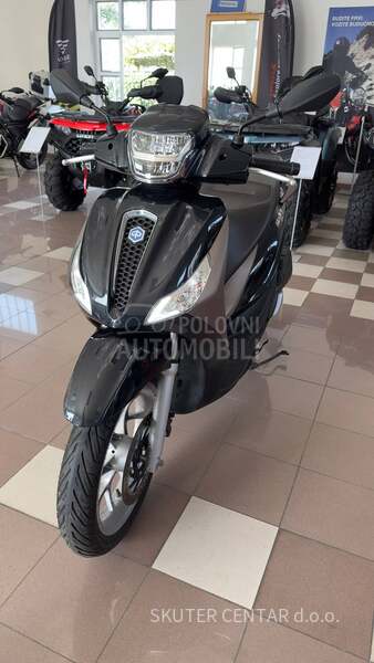 Piaggio Medley 125