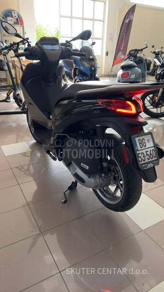 Piaggio Medley 125