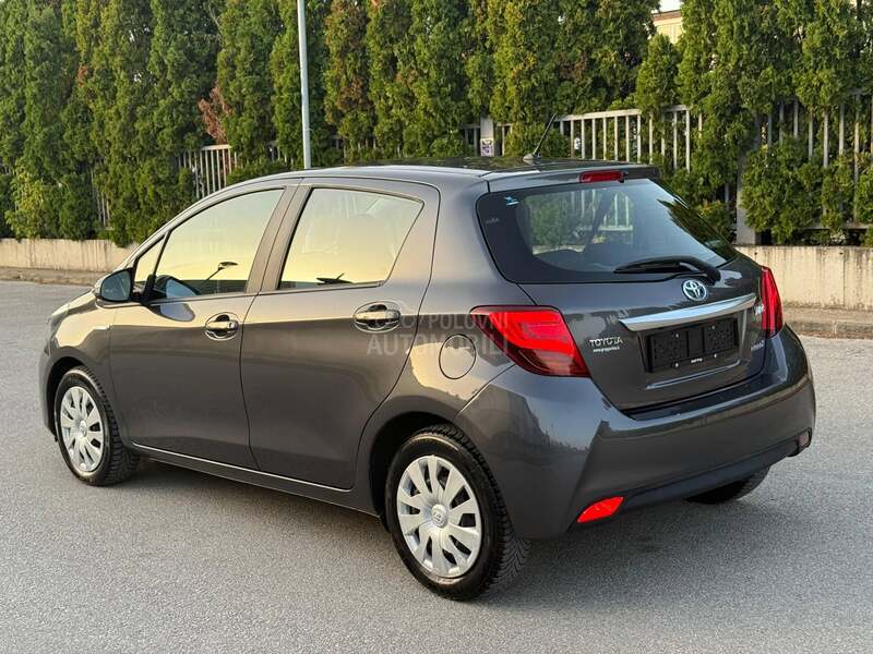 Toyota Yaris 1.5. HYBRID