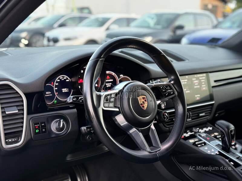 Porsche Cayenne S 2.9