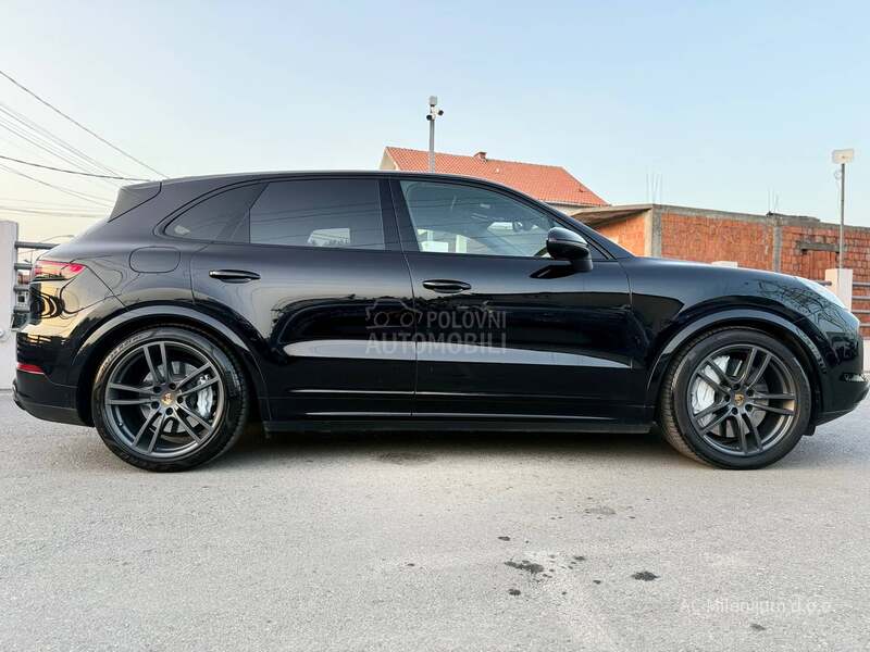 Porsche Cayenne S 2.9
