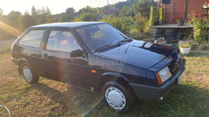 Lada Samara 