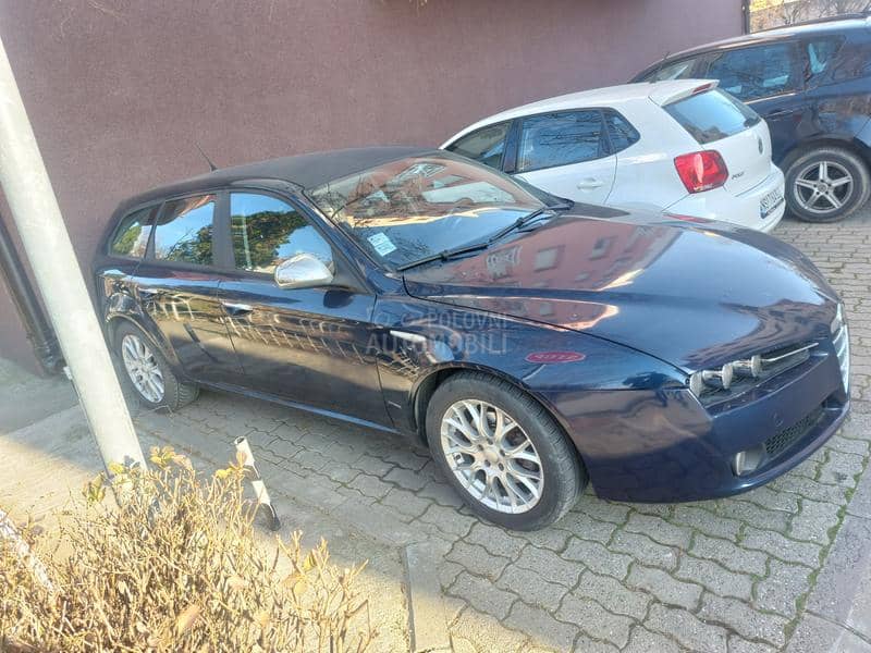 Alfa Romeo 159 JTDm Alfa Romeo 159 JTDm