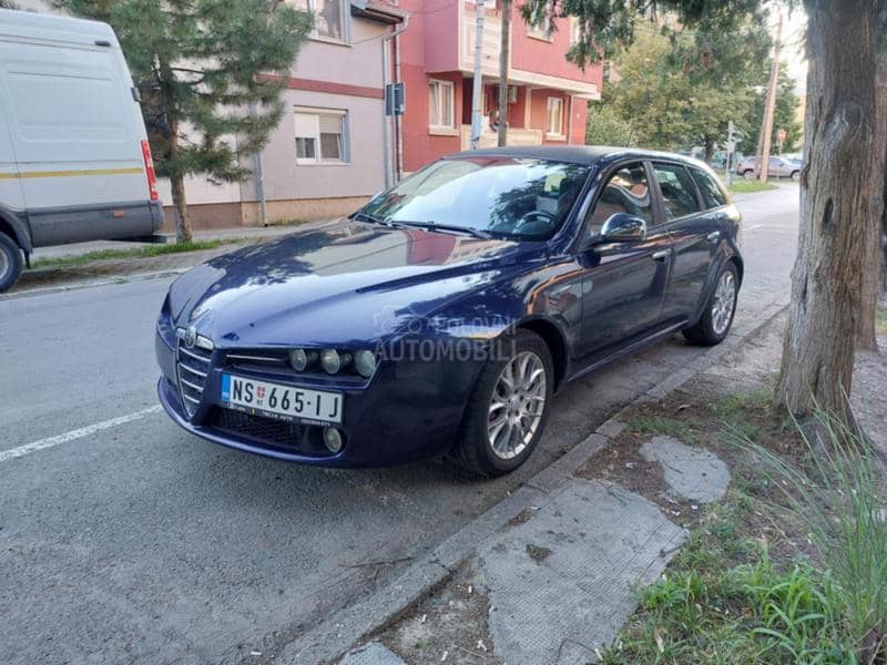 Alfa Romeo 159 JTDm Alfa Romeo 159 JTDm