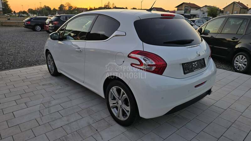 Peugeot 208 SPORT